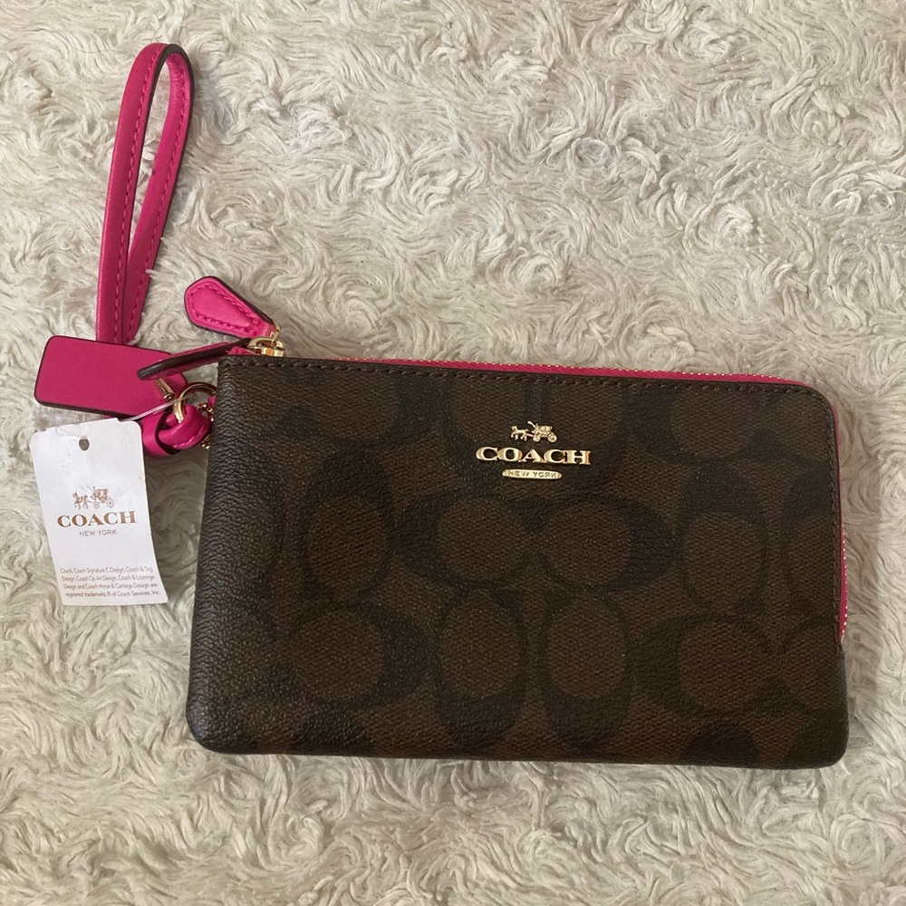 Authentic NWT Coach Wristlet